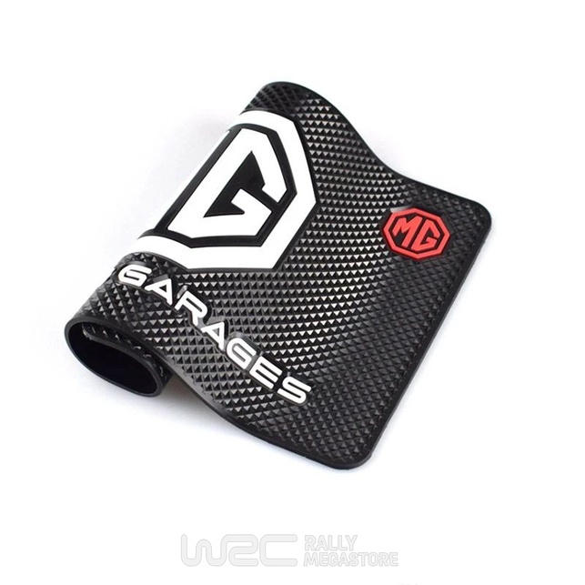 TAPIS SILICONE ANTIDERAPANT POUR TABLEAU DE BORD MG